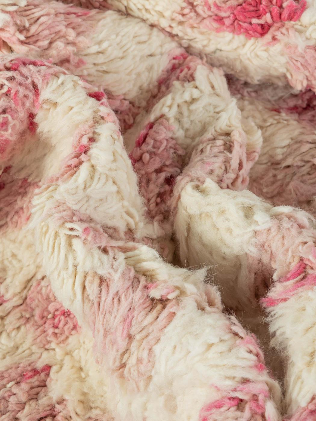 Handgefertigter Beni Ourain-Berberteppich aus 100% Wolle, Marokkanisch im Zustand „Hervorragend“ im Angebot in Neuss, NW