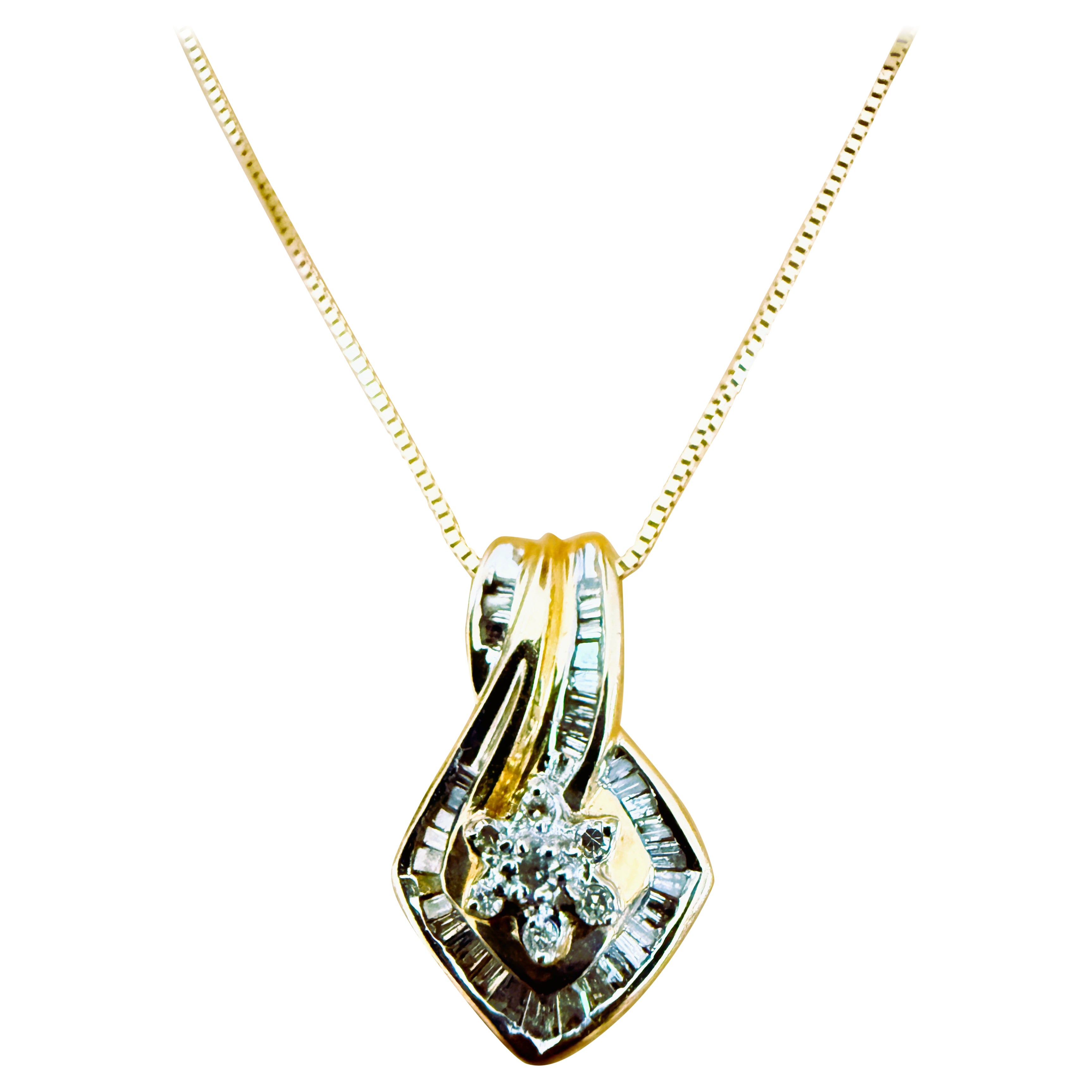 Handmade 10k Yellow Gold 1 Carat Diamond Pendant On 14K Yellow Gold 18" Chain in vendita