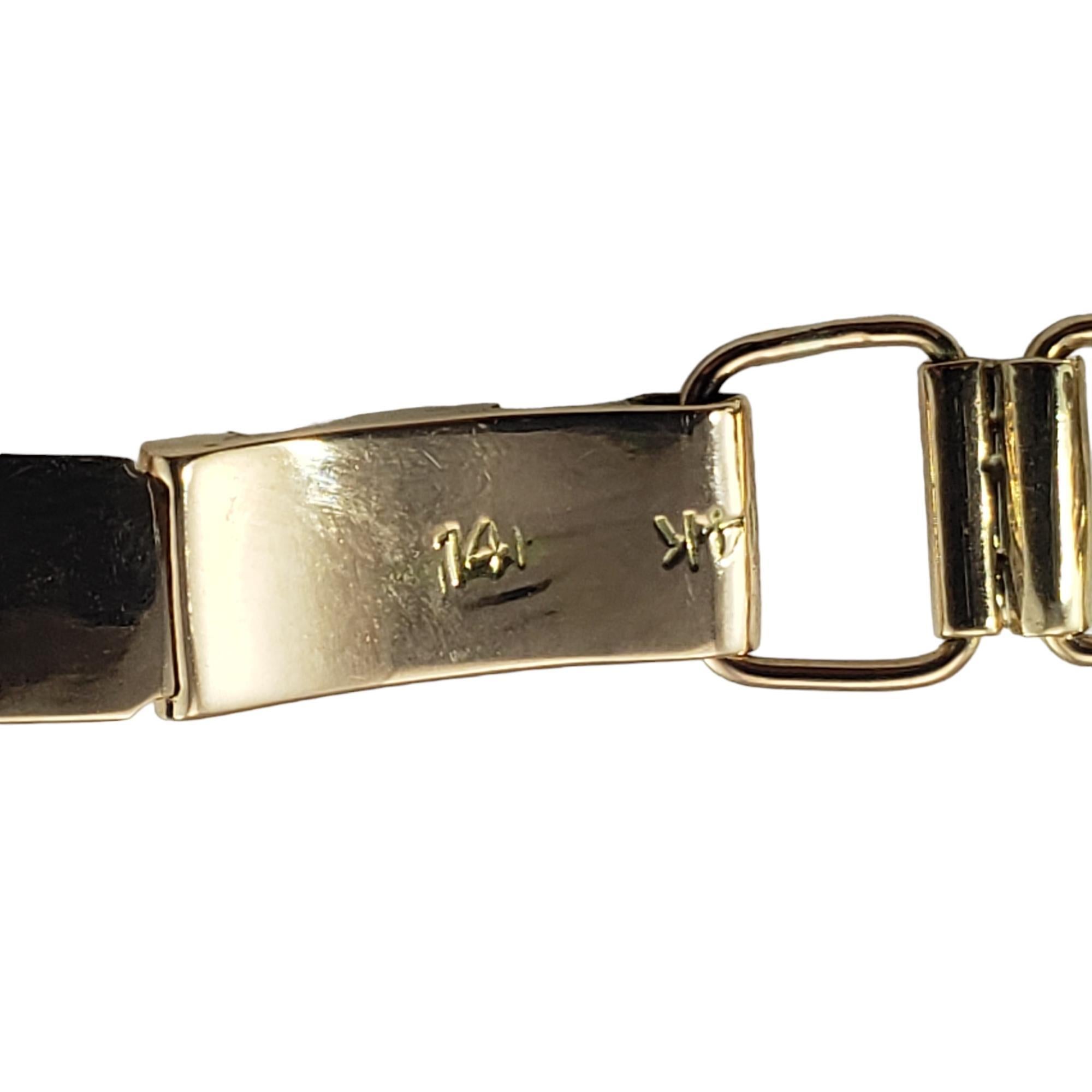 Handgefertigtes Armband aus 14 Karat Gelbgold und Korallen #15306 für Damen oder Herren im Angebot
