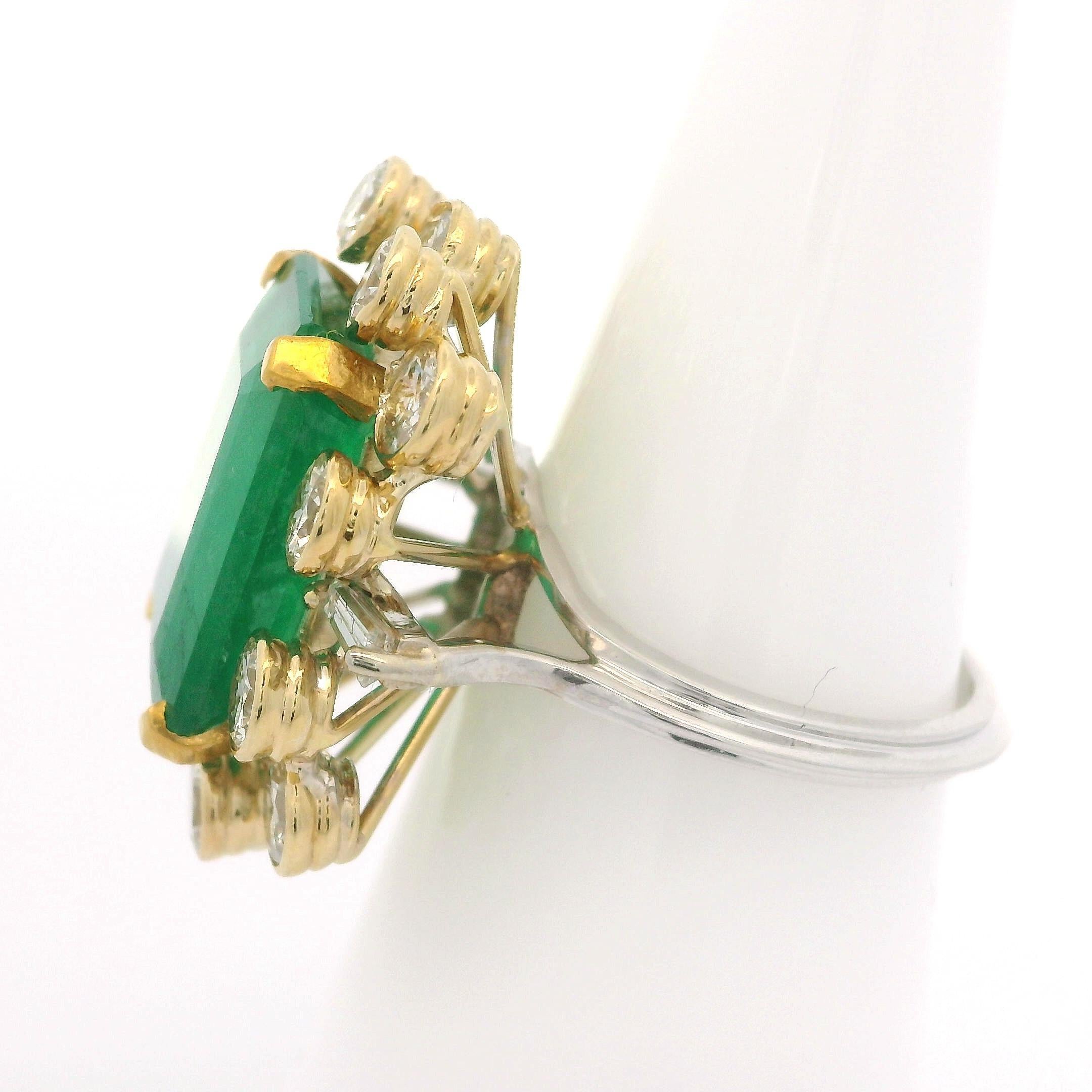 Handmade 14k Gold GIA 11.38ctw No Oil Emerald w/ Diamond Halo Cocktail Ring For Sale 3