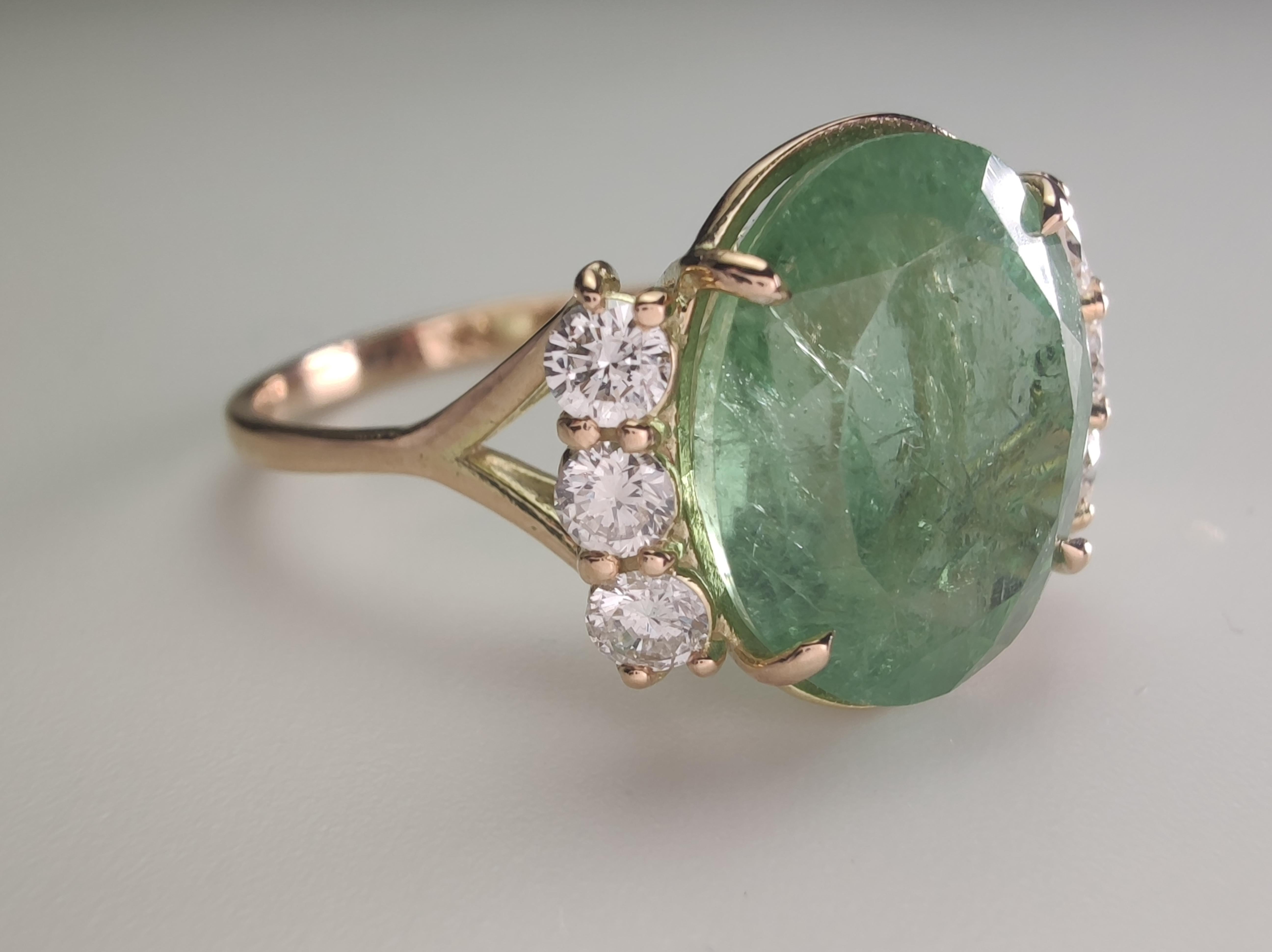 Handmade 14K Gold Ring, 5.85 Carat Green Tourmaline - 0.33 Carat Diamonds For Sale 2