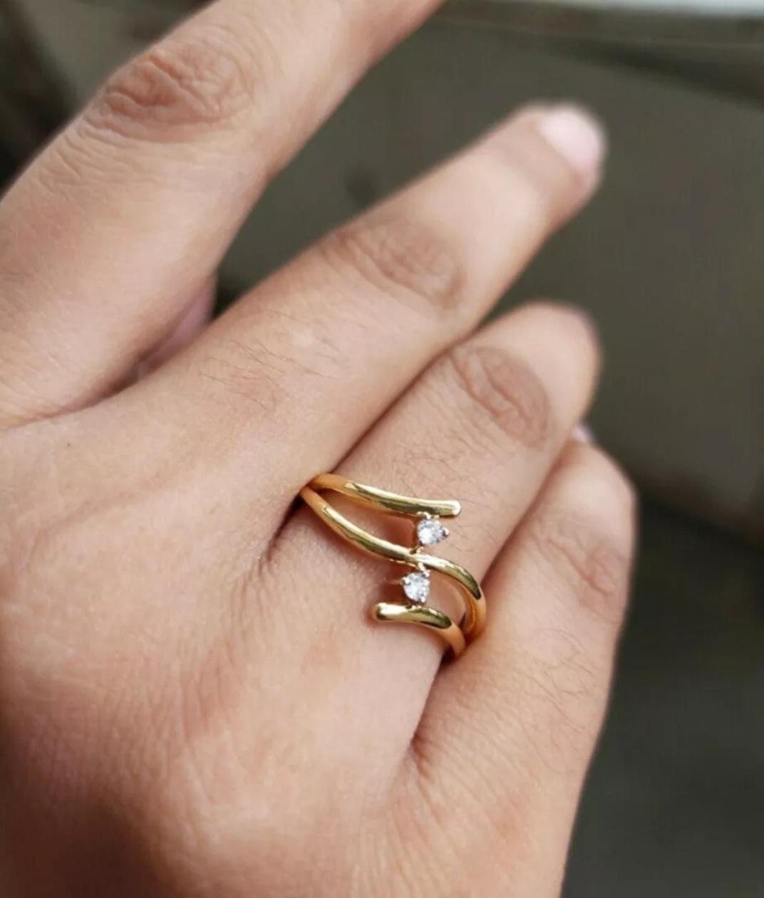 Handmade 14K Solid Gold Diamond Engagement Ring Band Dainty Ring For Women. For Sale 1