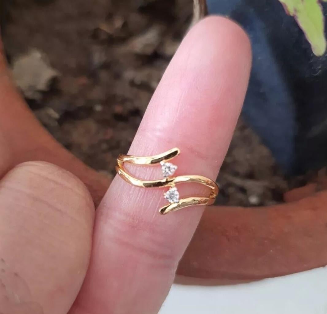 Handmade 14K Solid Gold Diamond Engagement Ring Band Dainty Ring For Women. For Sale 3