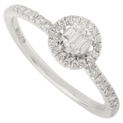 Handgefertigter 14K Weißgold Baguette & runder Diamant Halo Verlobungsring für Frauen