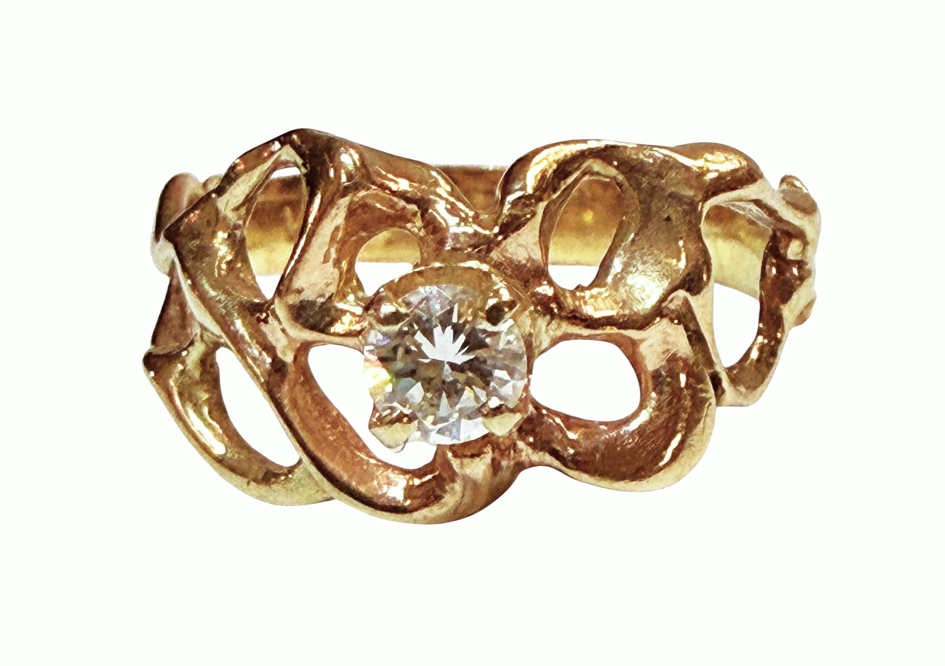 Bague moderniste brutale en or jaune 14k fait à la main avec un diamant de 0,25 carat en vente 9