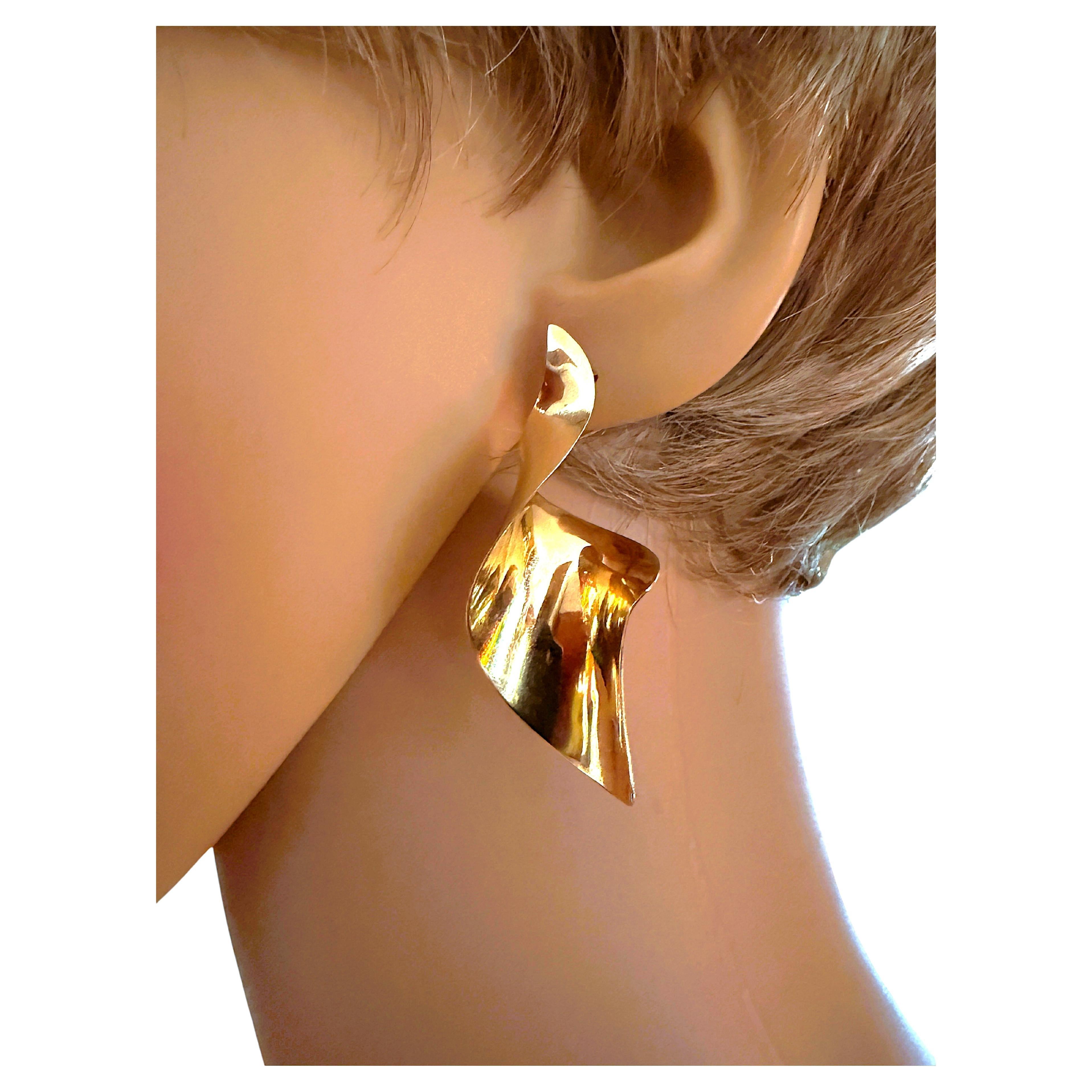 Handmade 14K Yellow Gold Timothy Grannis Modernist Twist Dangle Post Earrings