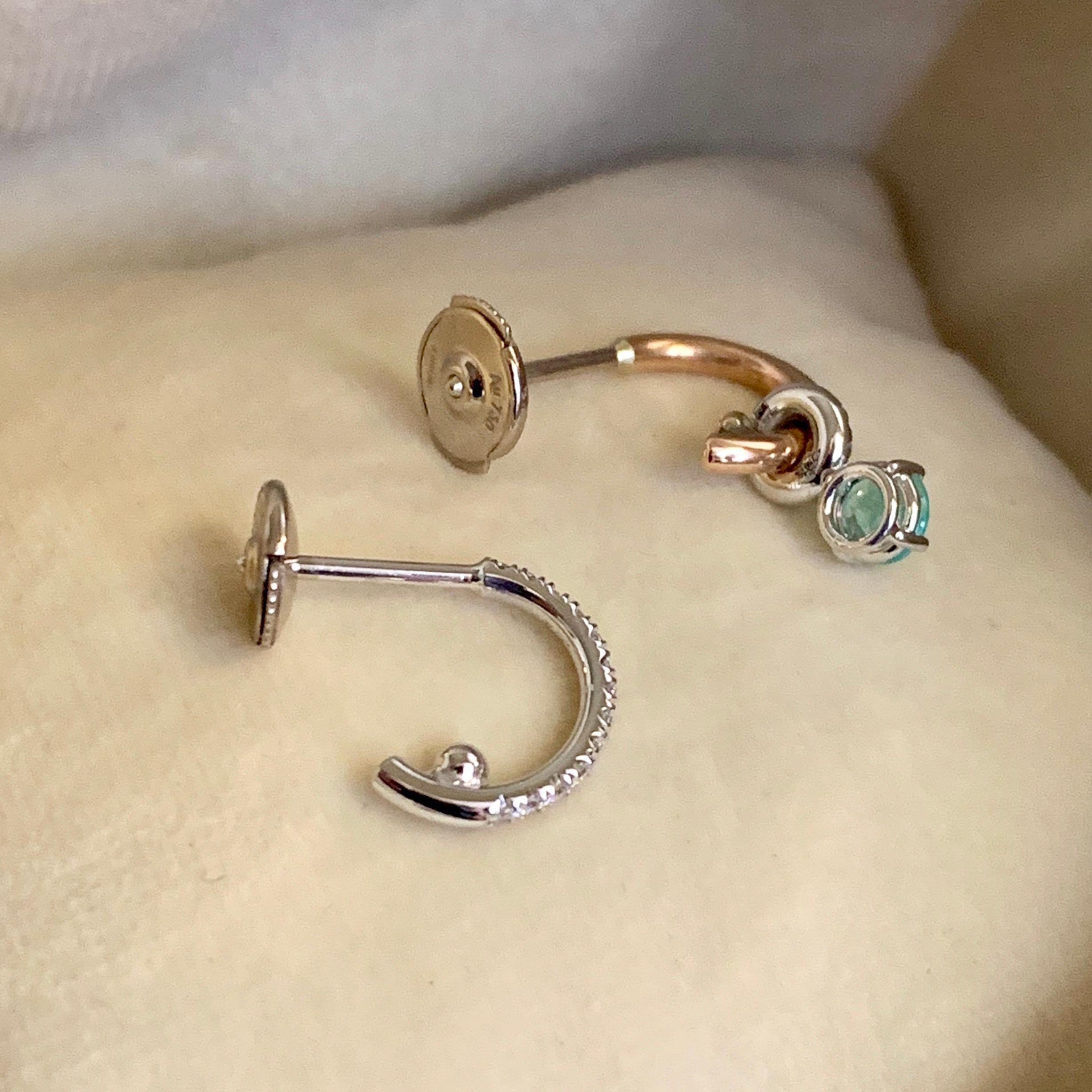 Handmade 18 Karat Gold Paraïba Tourmaline Diamond Hoop Earrings In New Condition In Antwerp, BE