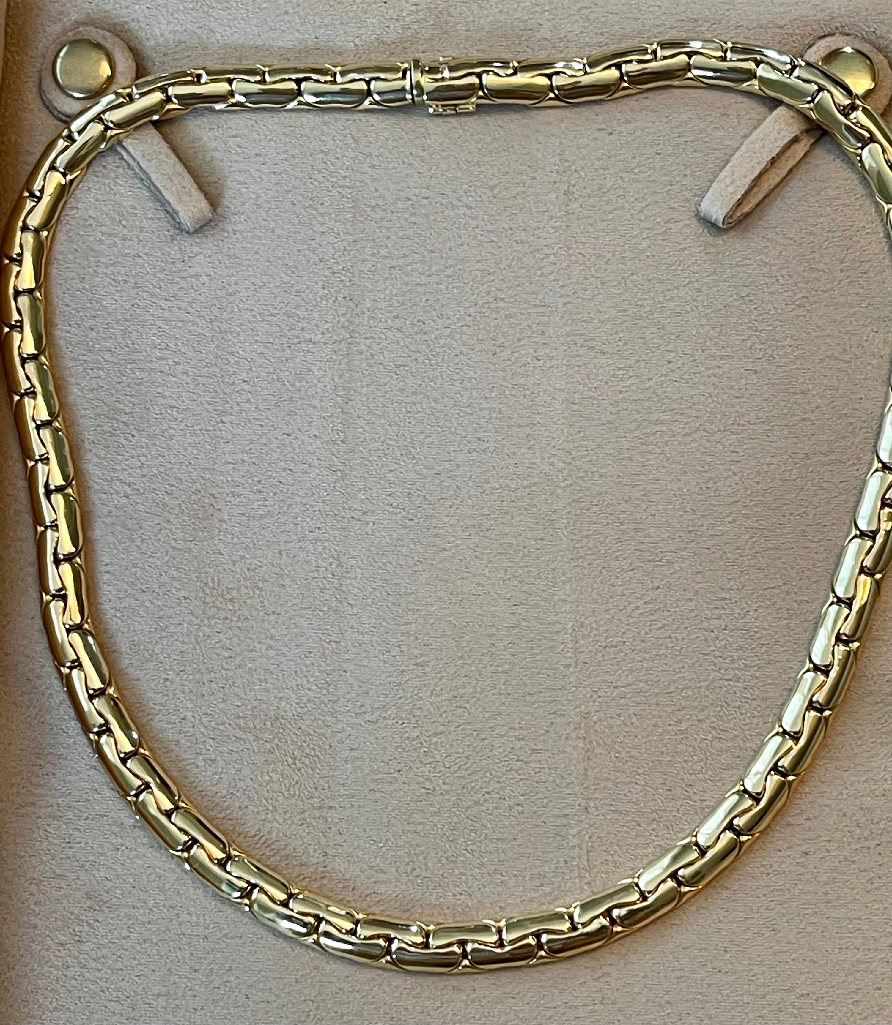 Handmade 18 K Yellow Gold Necklace by Gübelin Lucerne For Sale