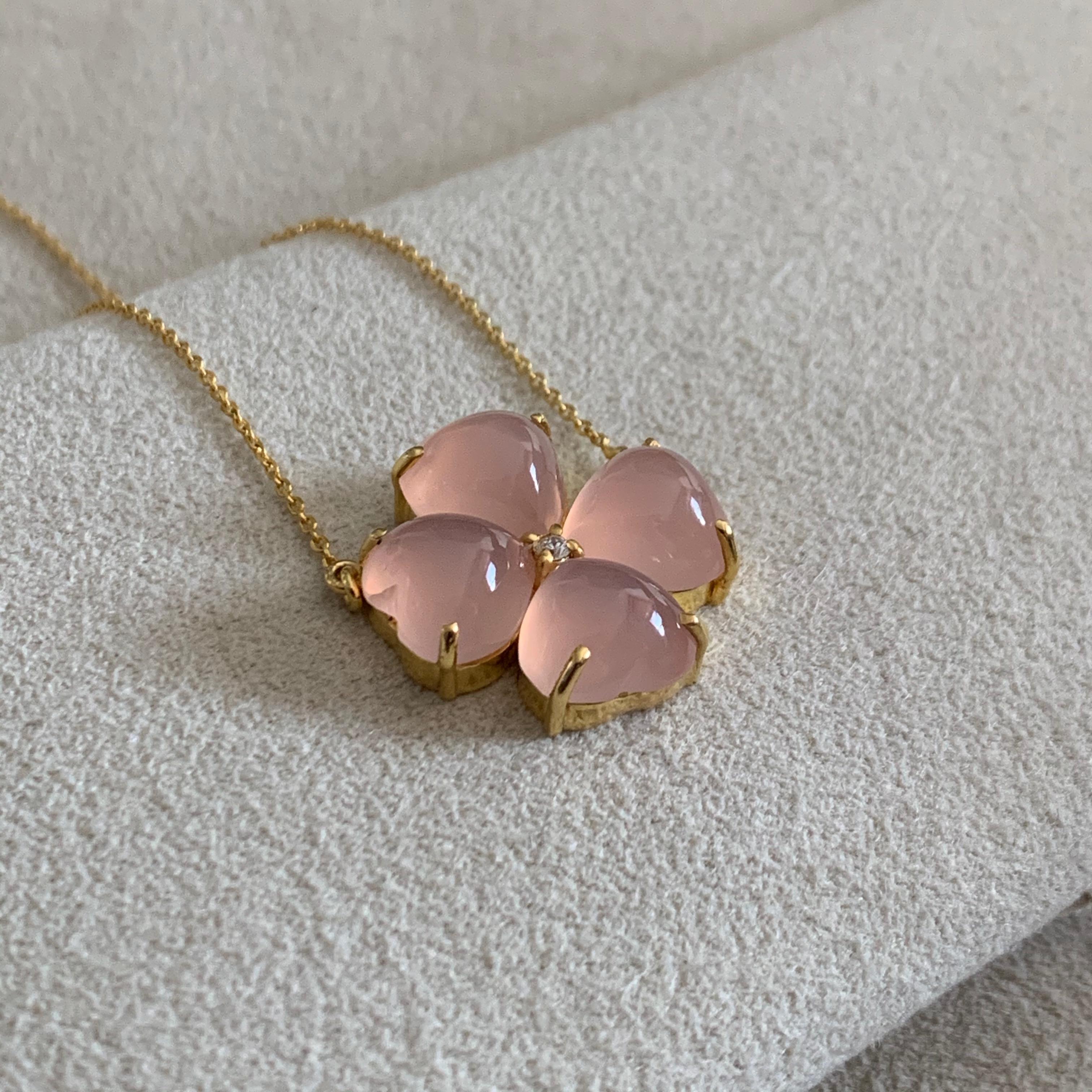 Handmade 18 Karat Solid Yellow Gold Pink Chalcedony Clover Pendant Necklace For Sale 4