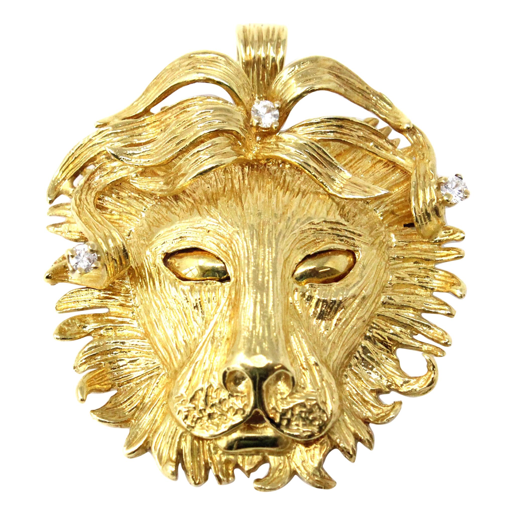 Handmade 18 Karat Yellow Gold and Diamond Lion Brooch For Sale