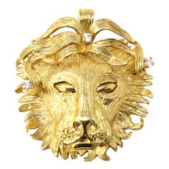 Vintage Handmade 18 Karat Yellow Gold and Diamond Lion Brooch