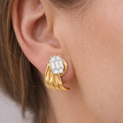 Handmade 18 Karat Yellow Gold SI/H Diamond Cluster Wing Stud Earrings