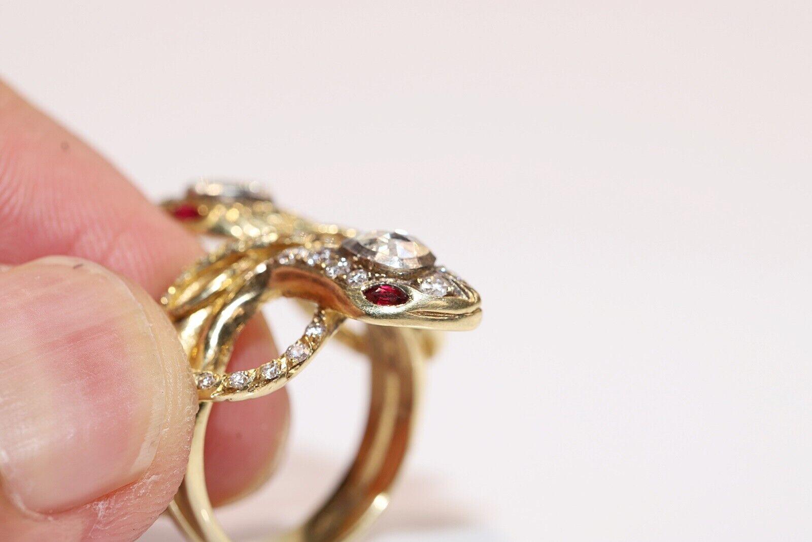 Handmade 18k Gold Natural Diamond And Ruby Decorated Snake Ring  For Sale 4