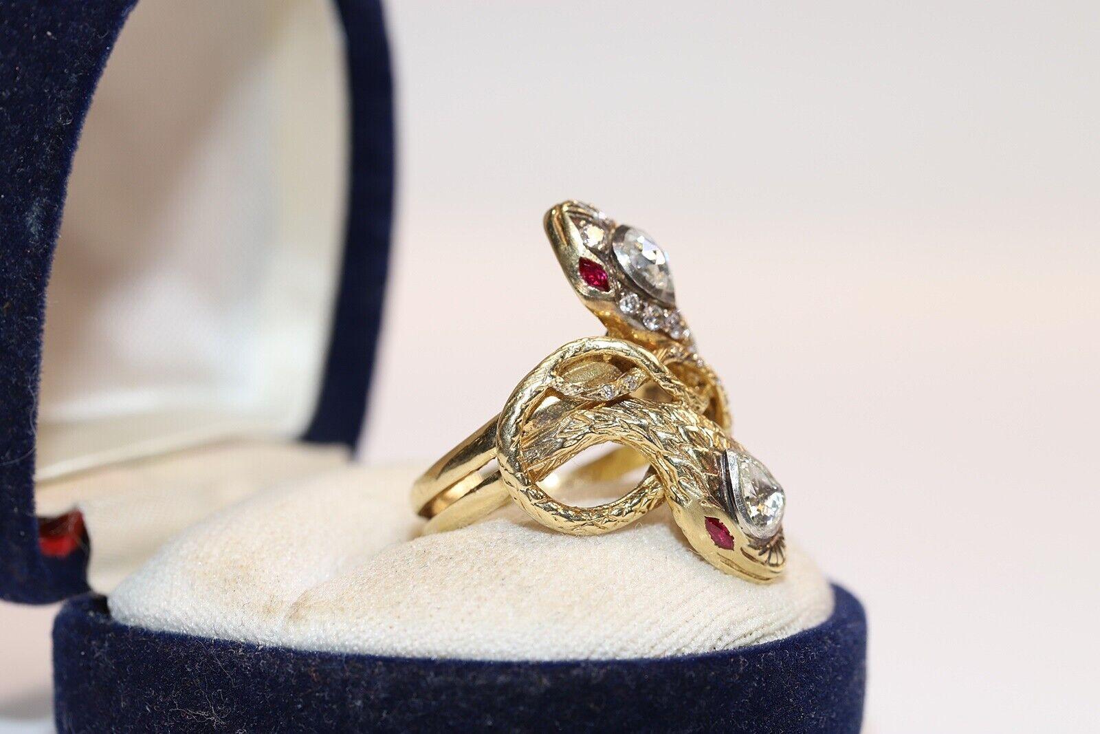 Handmade 18k Gold Natural Diamond And Ruby Decorated Snake Ring  For Sale 6