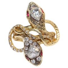 Handmade 18k Gold Natural Diamond And Ruby Decorated Snake Ring 