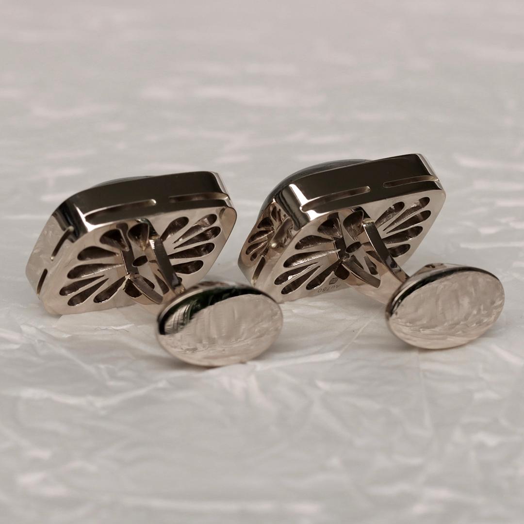 Handgefertigte Manschettenknöpfe mit Halo aus 18 Karat Palladium Weißgold Labradorit Diamant 5
