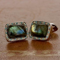 Gemelos de oro blanco paladio de 18 quilates hechos a mano con halo de diamantes de labradorita