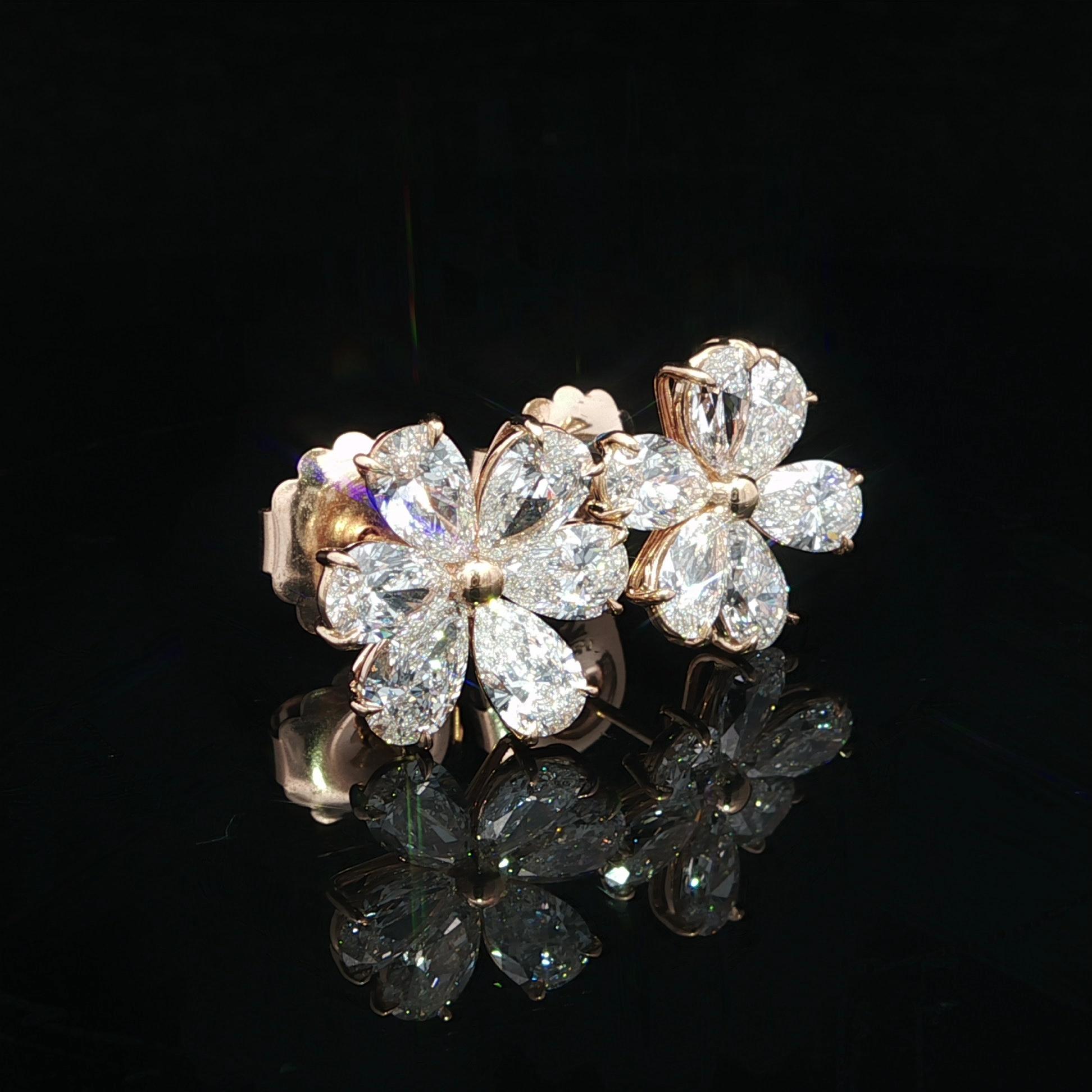 Taglio a goccia Orecchini a conchiglia in oro rosa 18k con diamanti a pera da 4,76 ct. in vendita