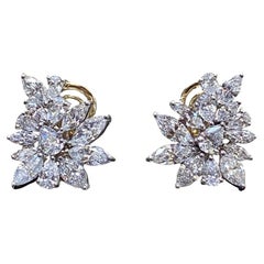 Boucles d'oreilles en or blanc 18K faites à la main et composées de diamants en forme de poire et de marquise de 9 carats