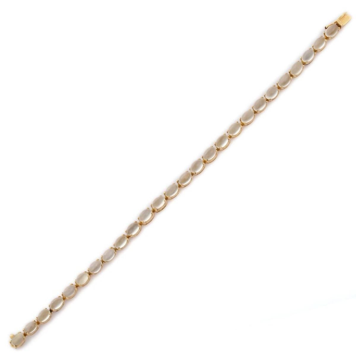 Handmade 18k Yellow Gold Cabochon Rainbow Moonstone Tennis Bracelet Gift for Mom For Sale 3