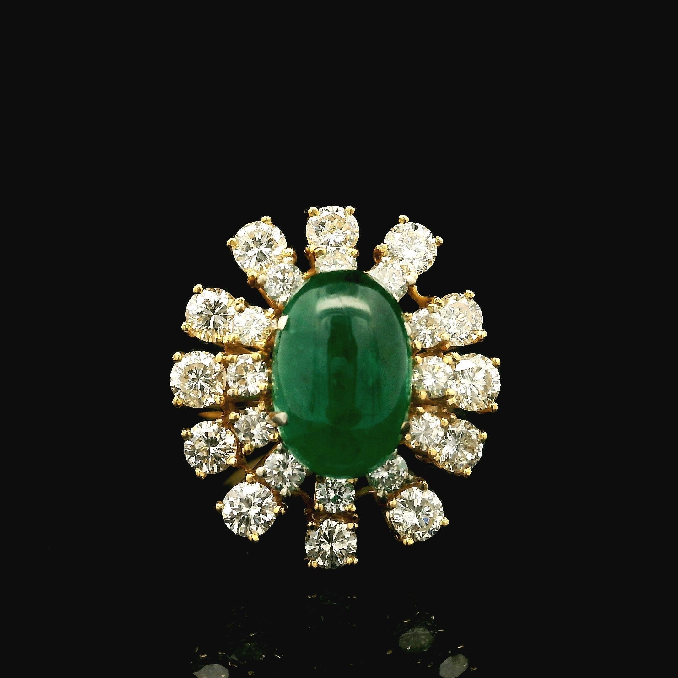 Bague Halo faite à la main en or jaune 18 carats avec cabochon d'émeraude de 5,83 carats certifié GIA et diamants en vente 7