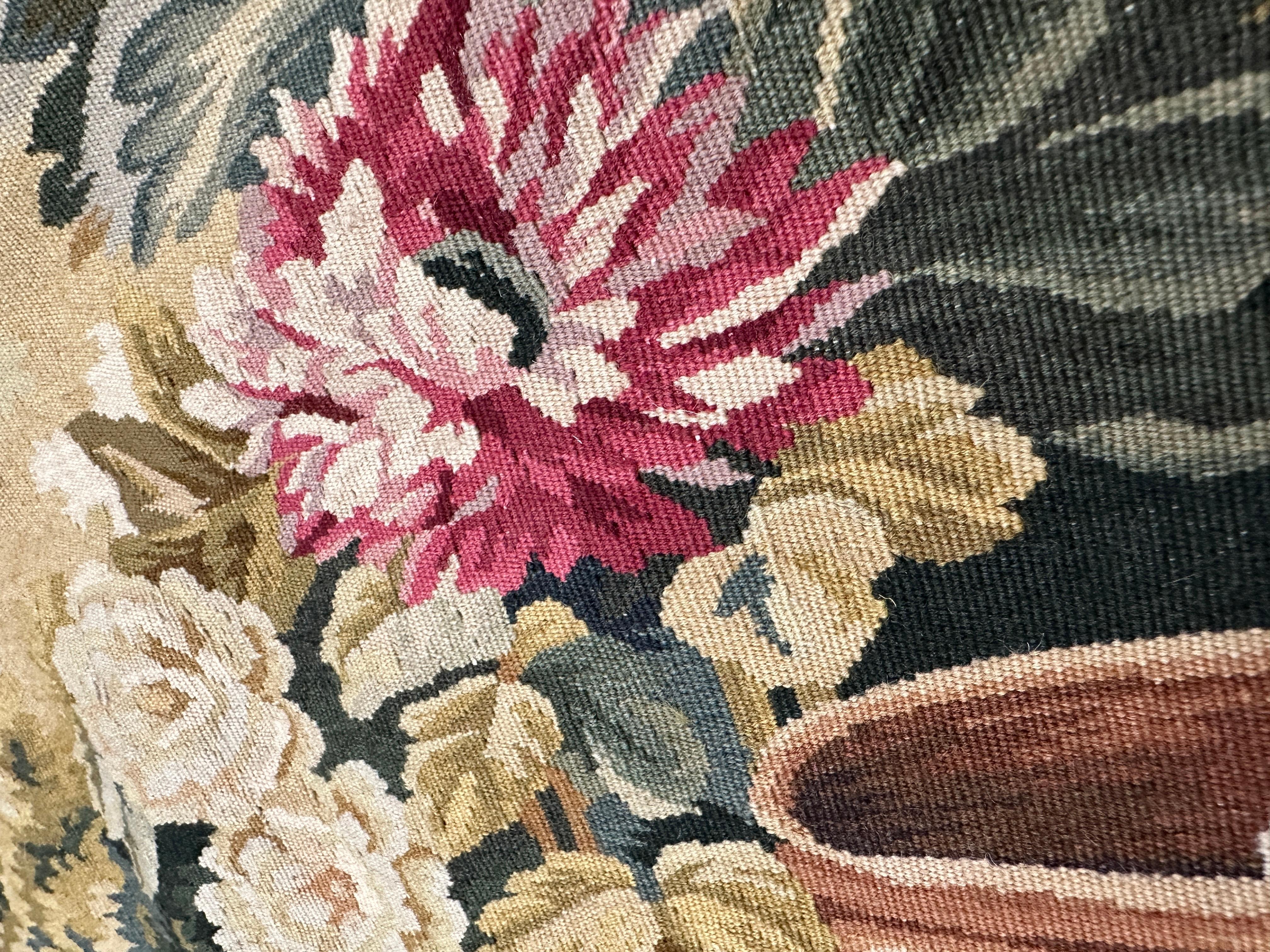 Handmade 1990s Chinese Wool Tapestry – 5'x7', Figures, Fish, Birds, and Florals For Sale 3