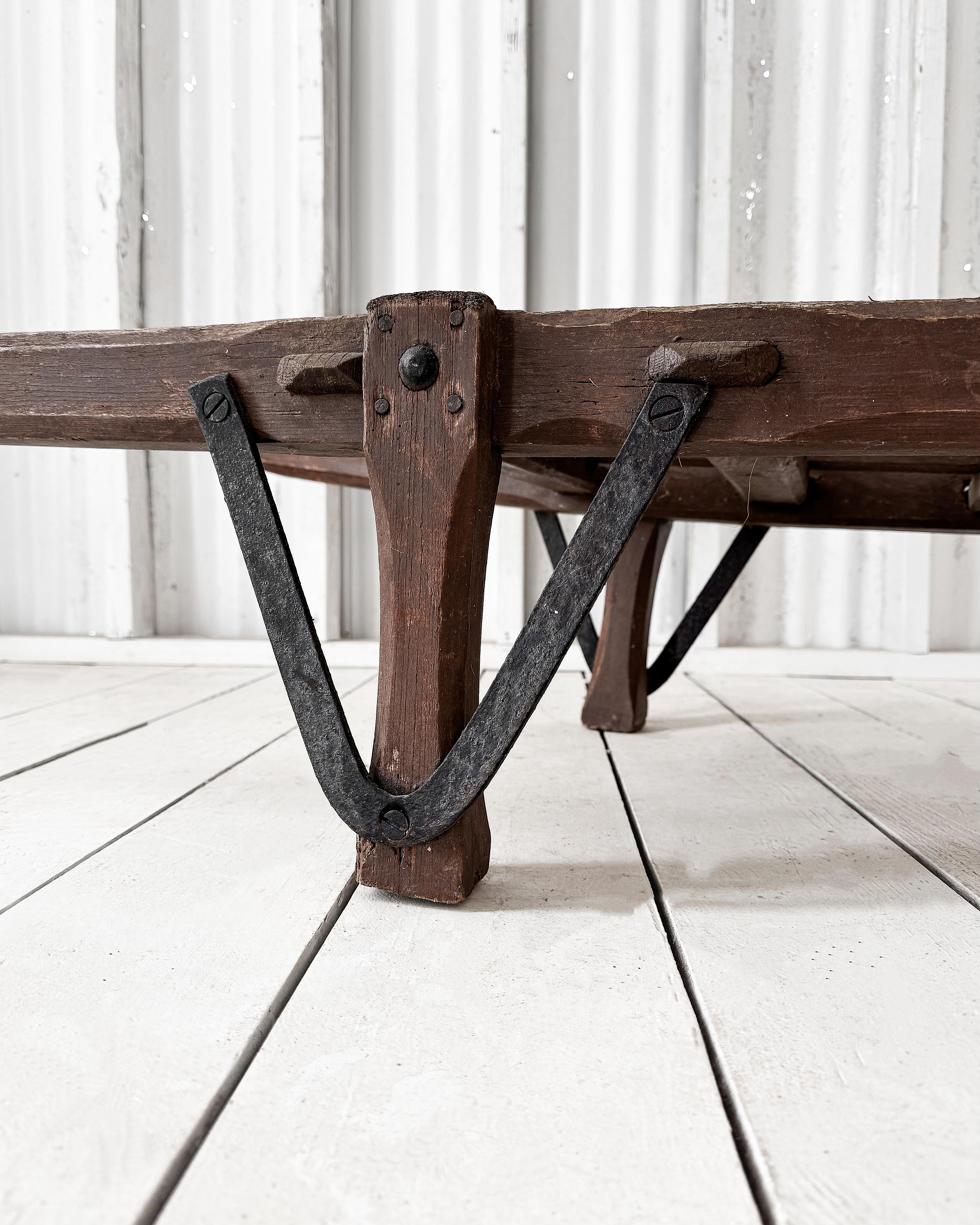 Handmade 19th Century French Rustic Wooden Slat Wheelbarrow For Sale 4