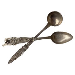 Juego de 2 Cucharas de Té de Arte Popular Latinoamericano Antiguo
