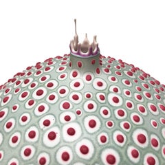 Handgefertigte runde Pasteur-Vase des 21. Jahrhunderts in salbeigrün von Elyse Graham