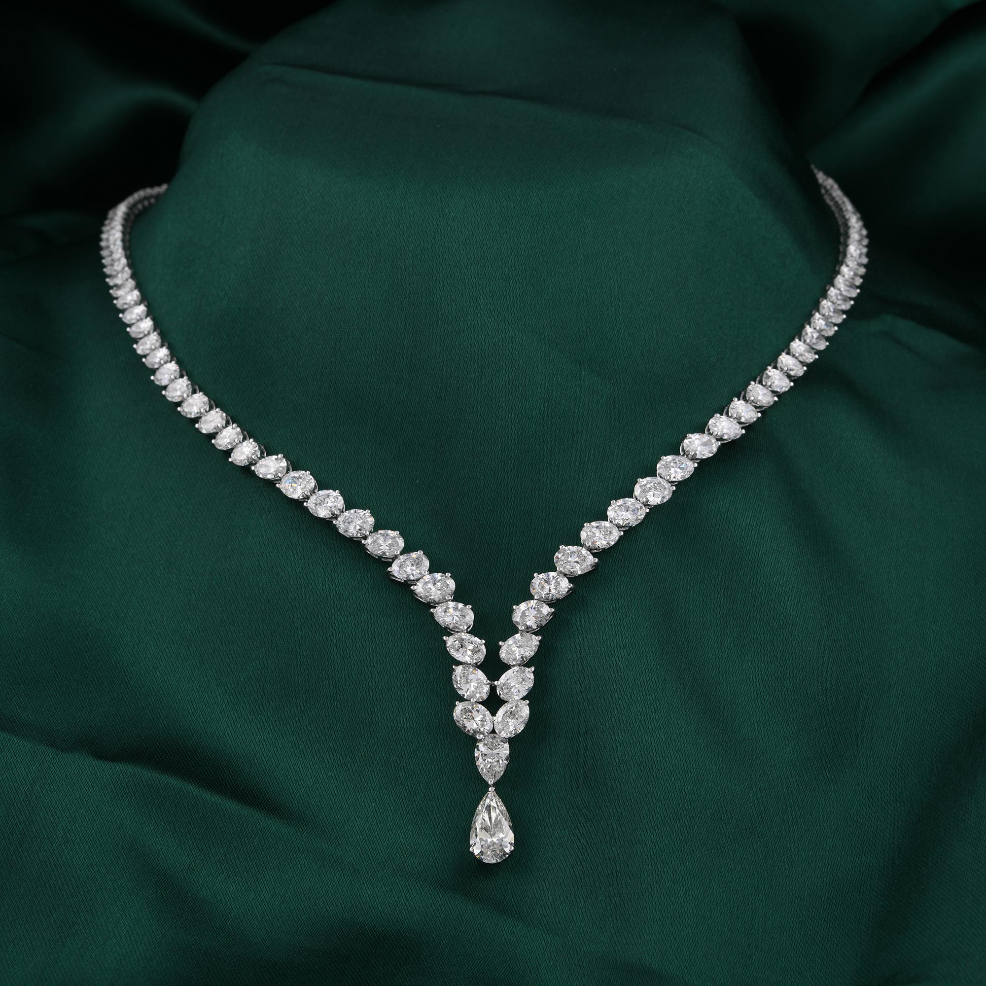 Handmade 24.23Ct Certified Oval Diamond Drop Necklace in 14 Karat White Gold Corte oval en venta
