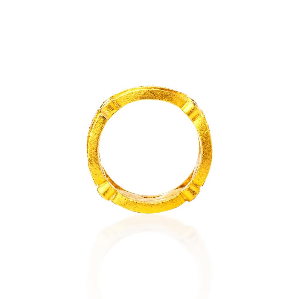 En vente :  Bague en or 24 carats dentelée faite à la main et décorée de diamants de qualité supérieure 3