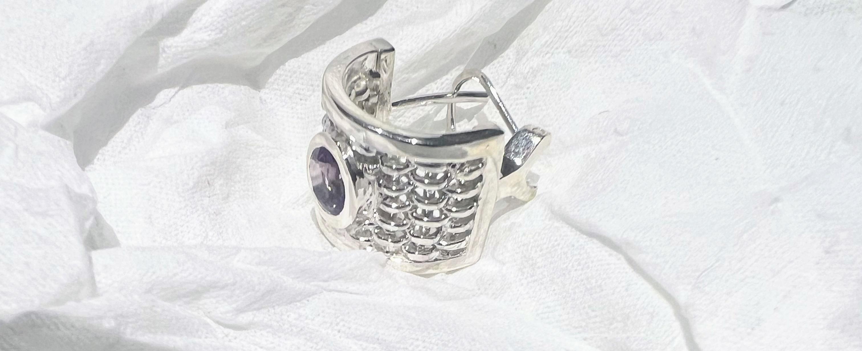 Handmade Lever-Back Earring with Basket Weave Design in Sterling Silver For Sale 3