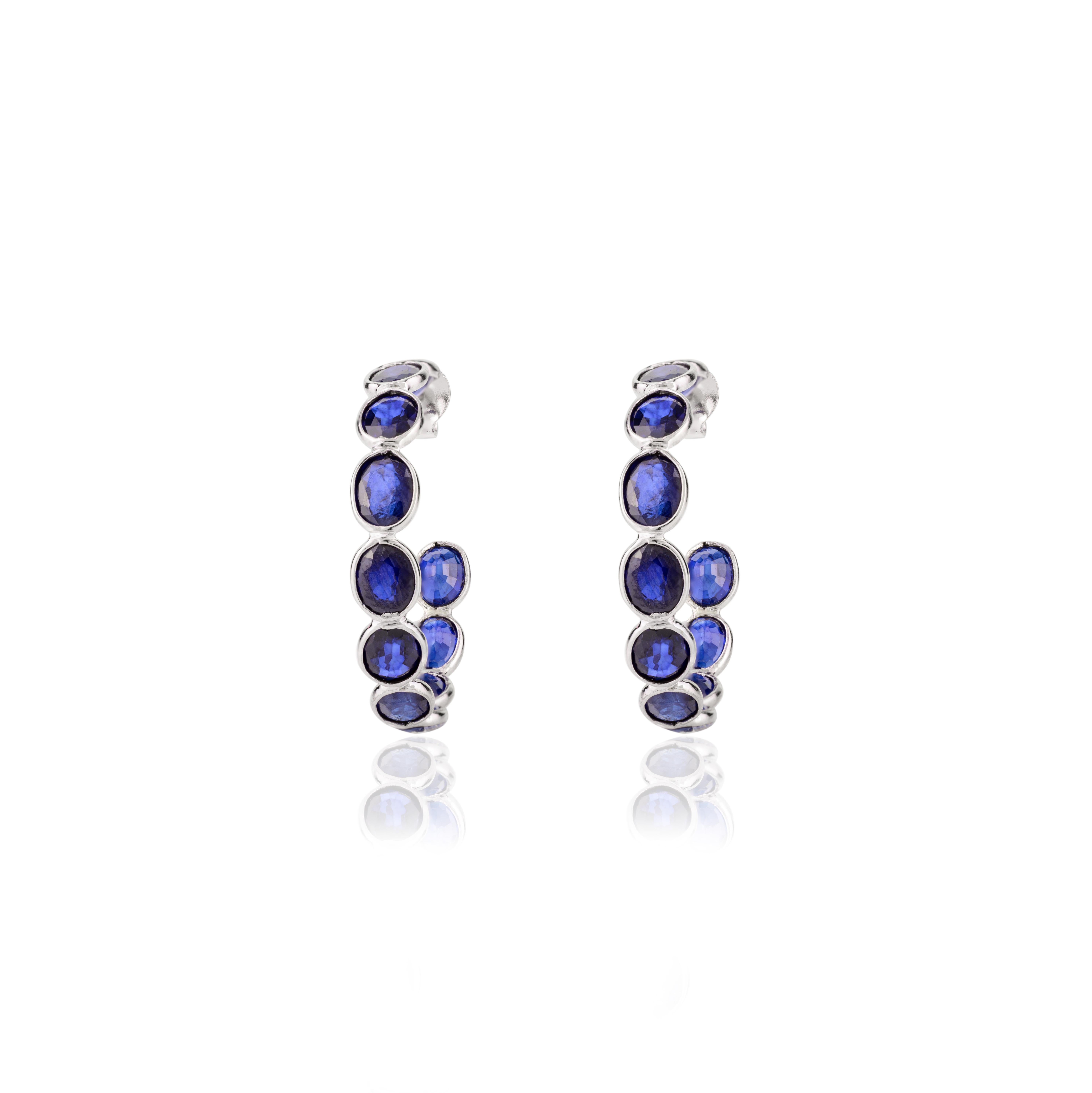 Art Deco Handmade 9.07 Carat Blue Sapphire Hoop Earrings for Her in 18k Solid White Gold For Sale