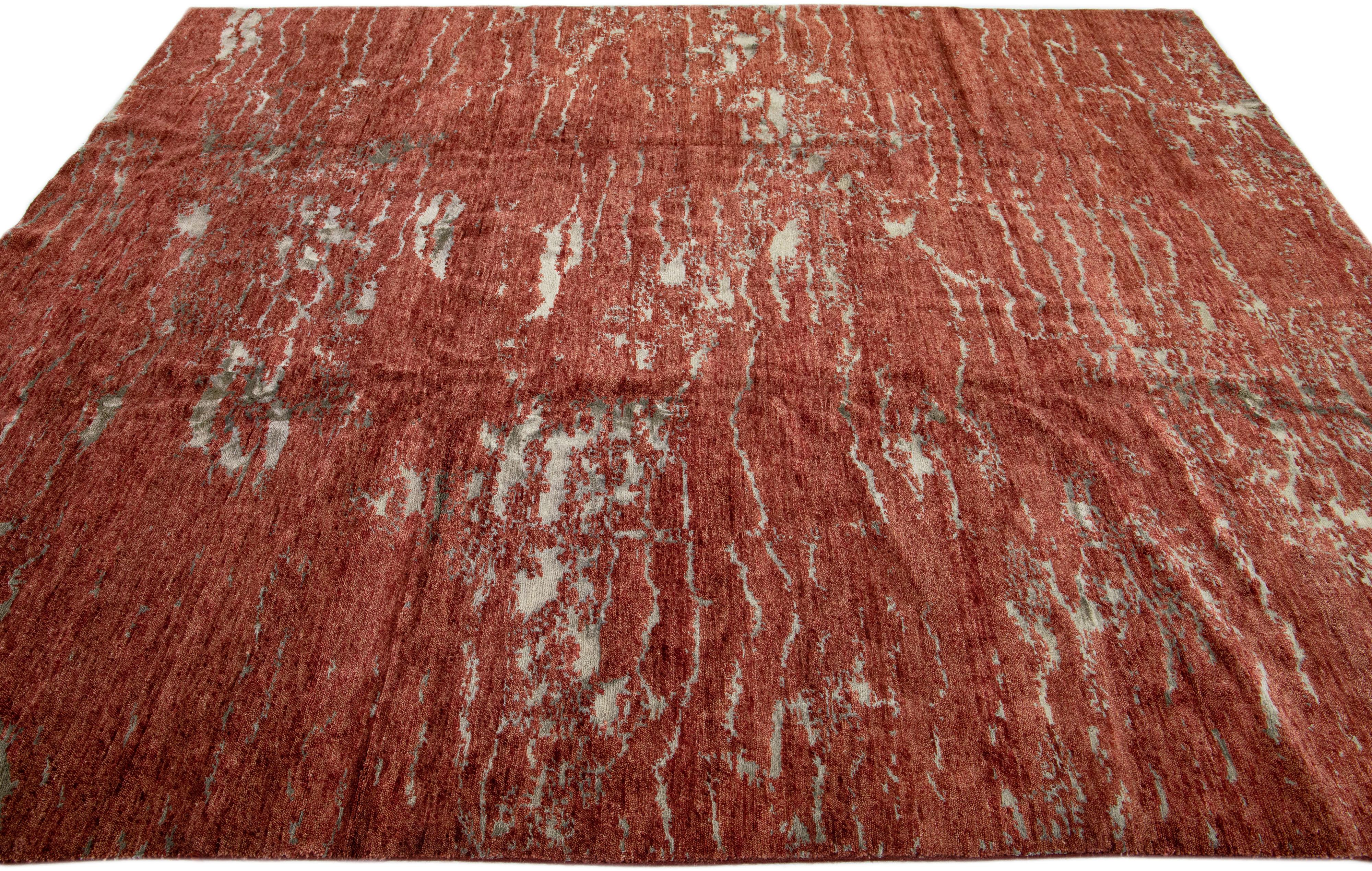 Hand-Knotted Handmade Abstract Copper Modern Wool & Silk Rug For Sale
