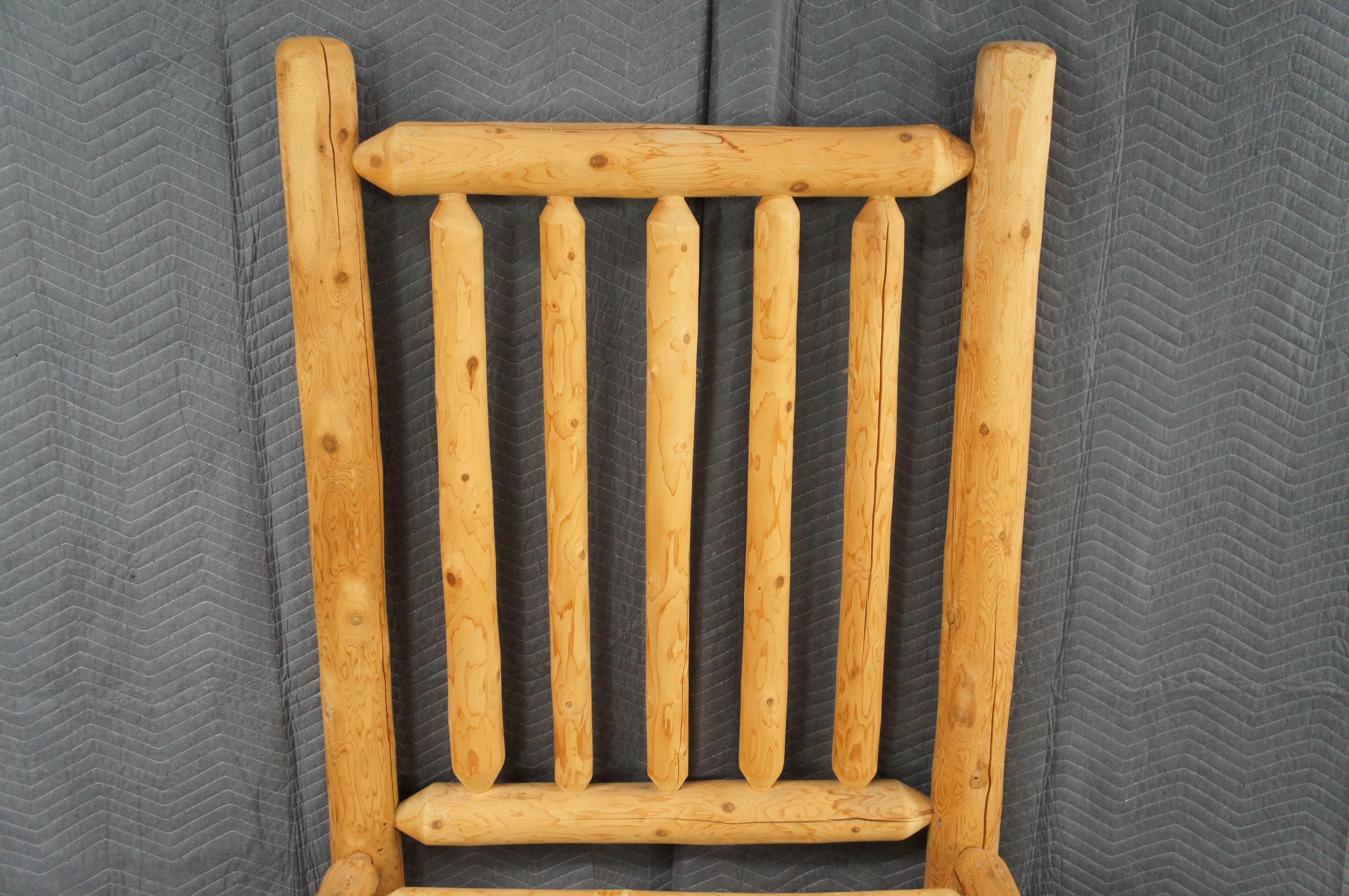 Lit à deux places en rondins de pin Wood Lodge Cabine Southwestern Style Adirondack fait à la main Bon état - En vente à Dayton, OH