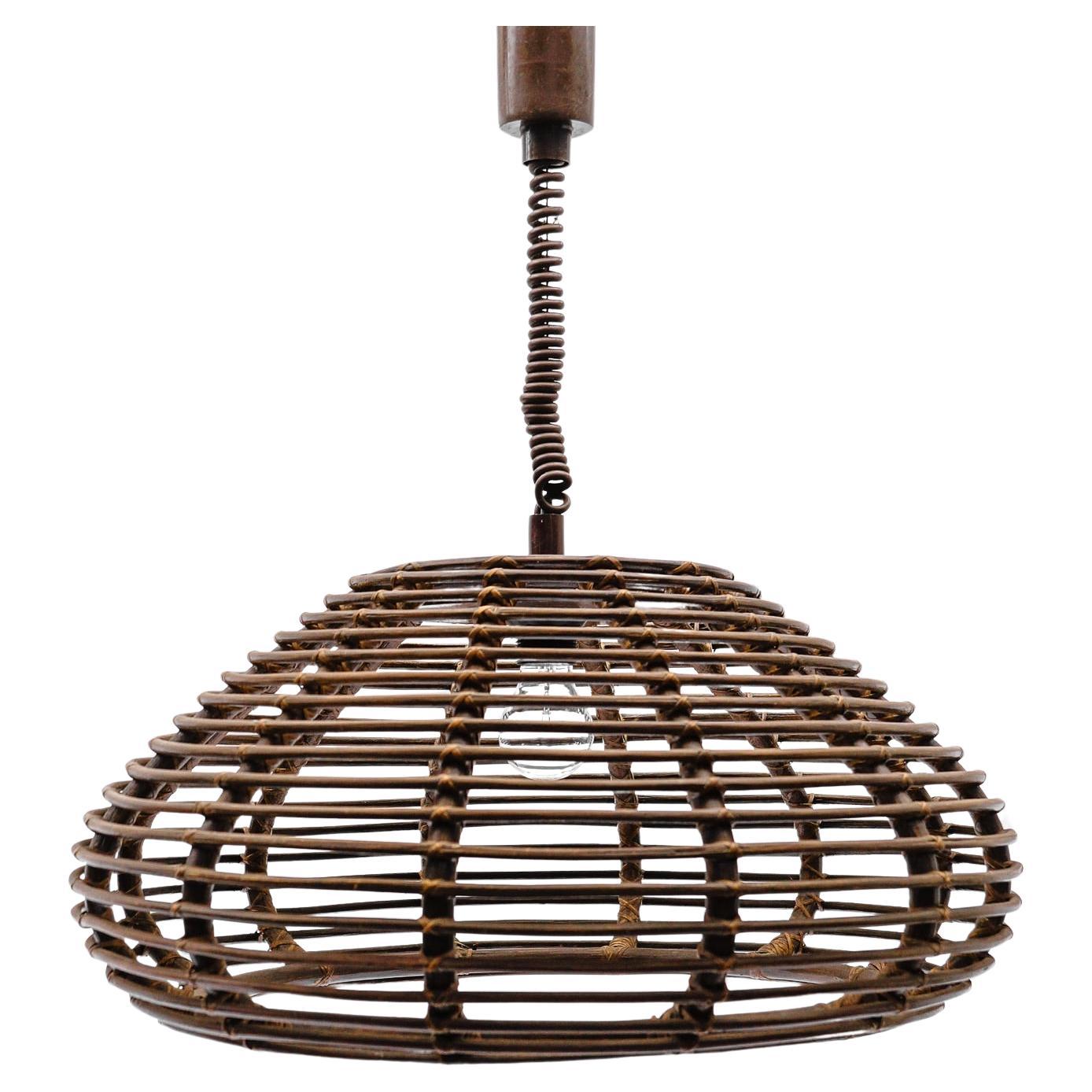 Plafonnier orientable en rotin de province français, fait main, années 1960 en vente
