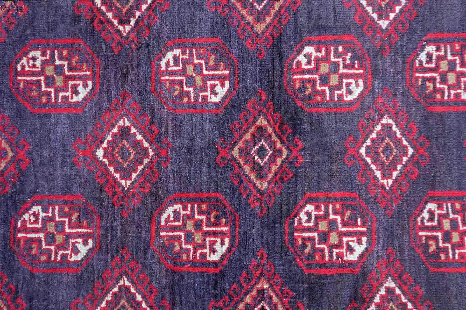 Handmade Afghan Vintage Ersari Rug, 1950s, 1C893 In Fair Condition For Sale In Bordeaux, FR