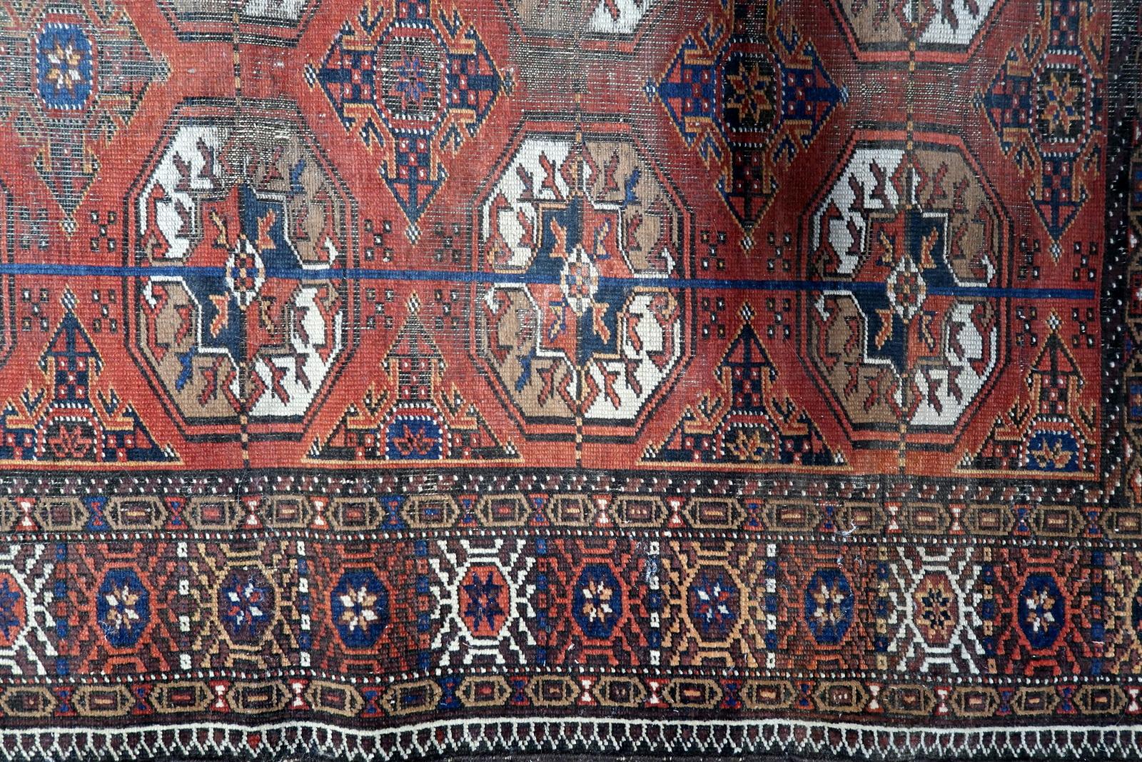Tapis de baluchon afghan vintage fait à la main des années 1920, 1C1073 en vente 1