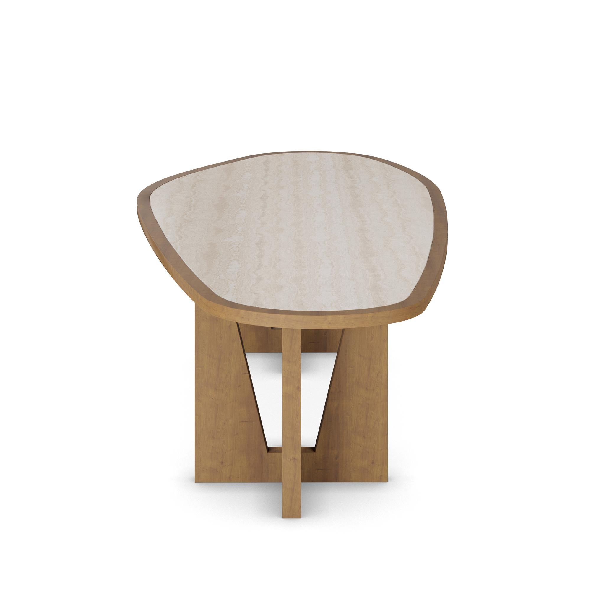 Mesa de comedor Alba hecha a mano en travertino con base de roble by Nolita Harbour en venta 2