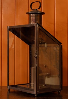 Handmade American Indoor / Outdoor 'Calhoun' Wall Lantern