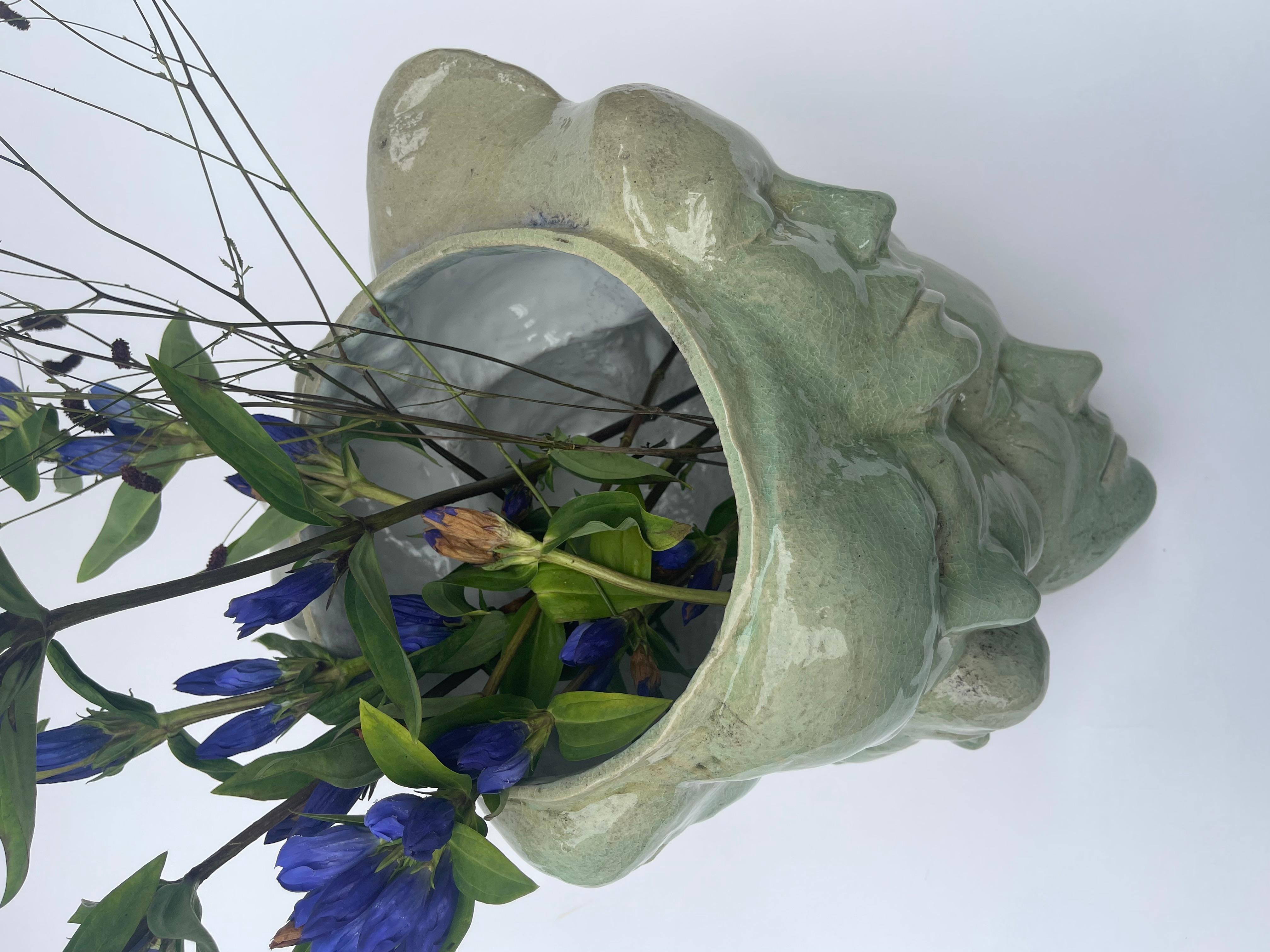 Handmade and unique ceramic vase La Faccia For Sale 3