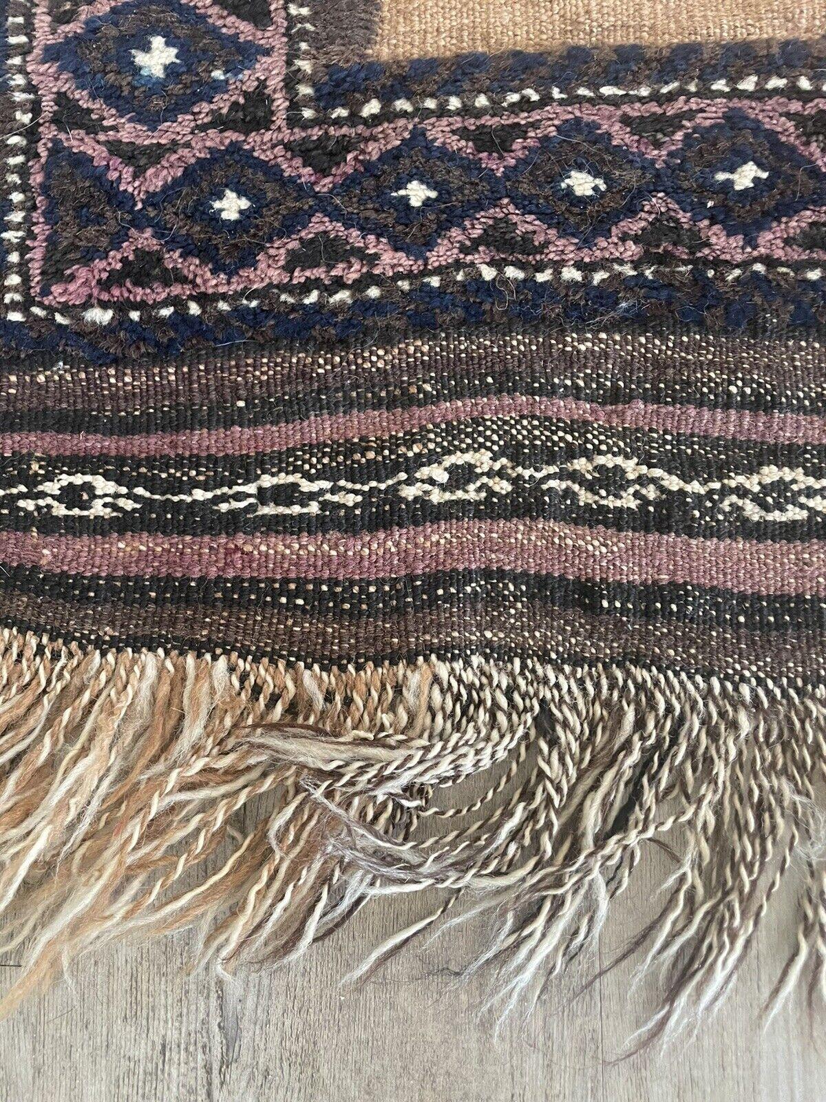 Handgefertigter antiker afghanischer Baluch-Sammlerteppich 2,3' x 5', 1920er Jahre - 1N12 im Angebot 5
