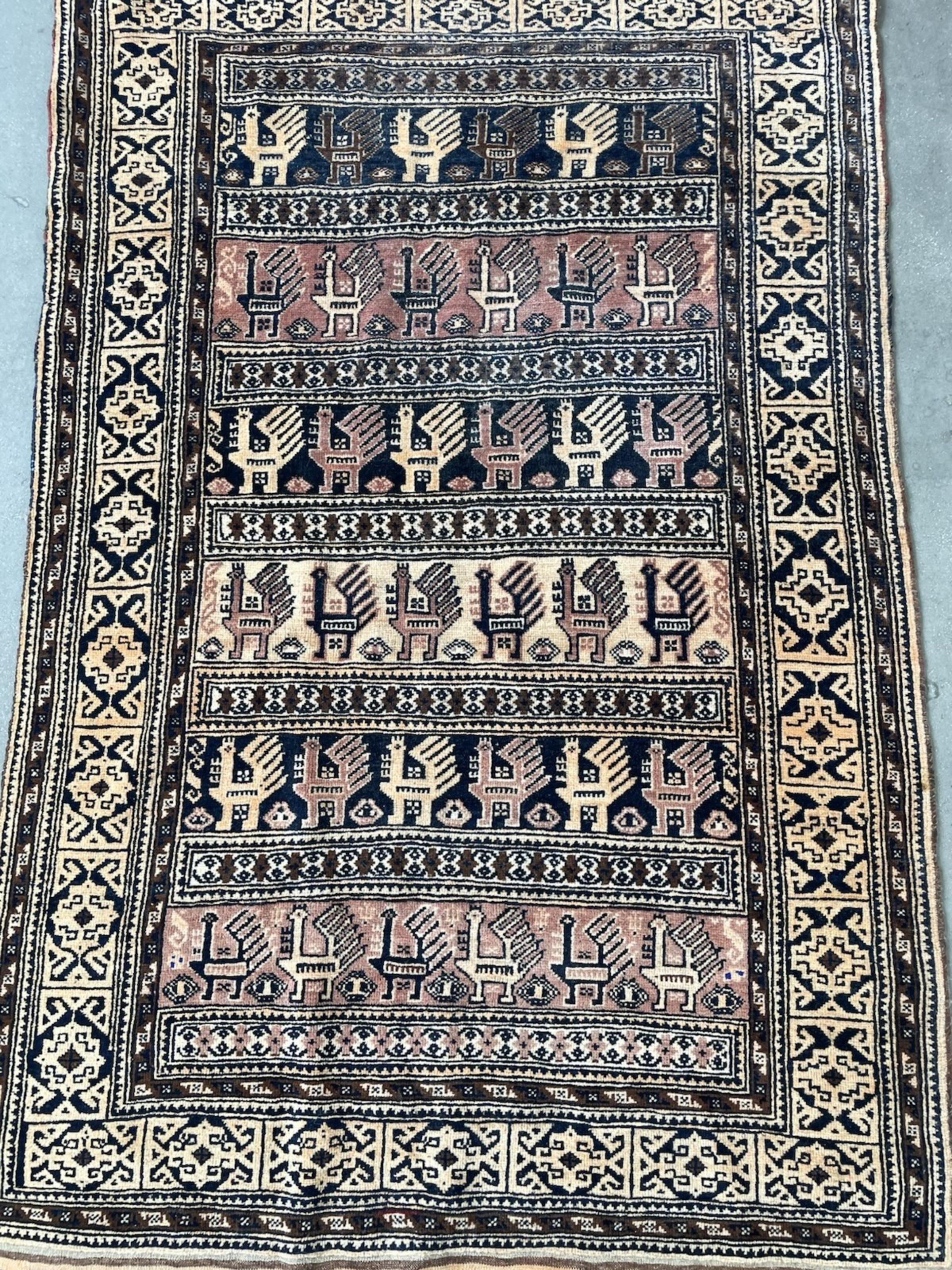 Ancien tapis de collection afghan Baluch fait main 3' x 4.6', 1920 - 1N123 en vente 6