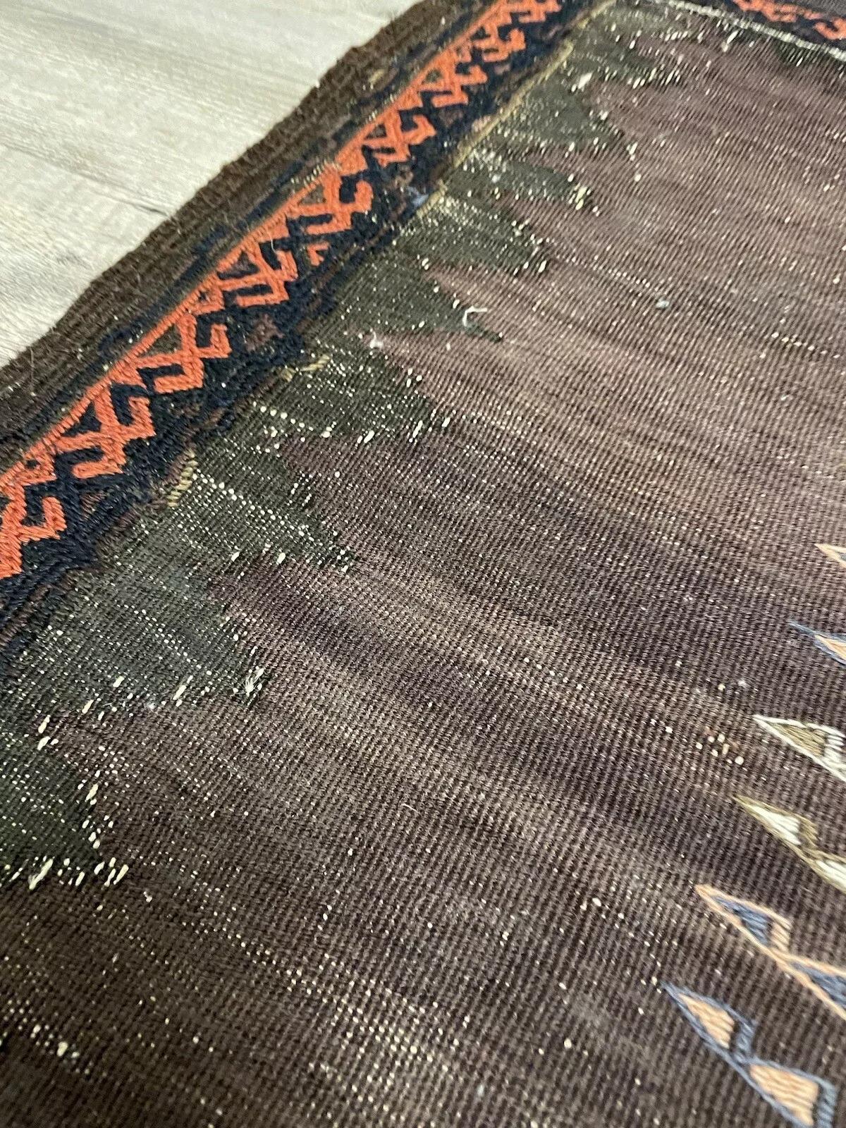 Rug & Kilim Afghan Baluch fait main 3.5' x 3.9', 1900s - 1N28 en vente 4