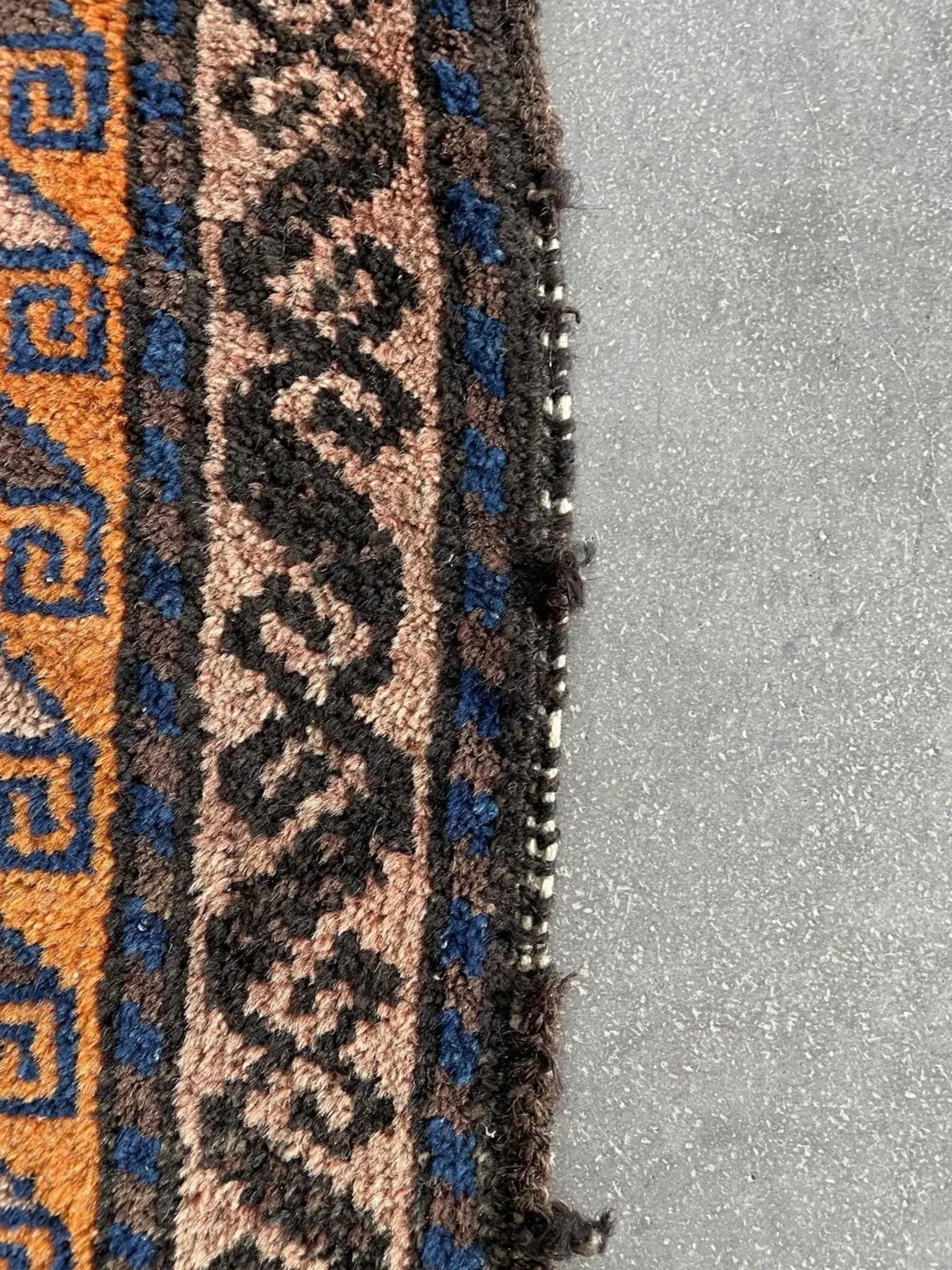 Tappeto di preghiera afgano antico Baluch fatto a mano 3,3' x 5,3', 1900 - 1N120 in vendita 3