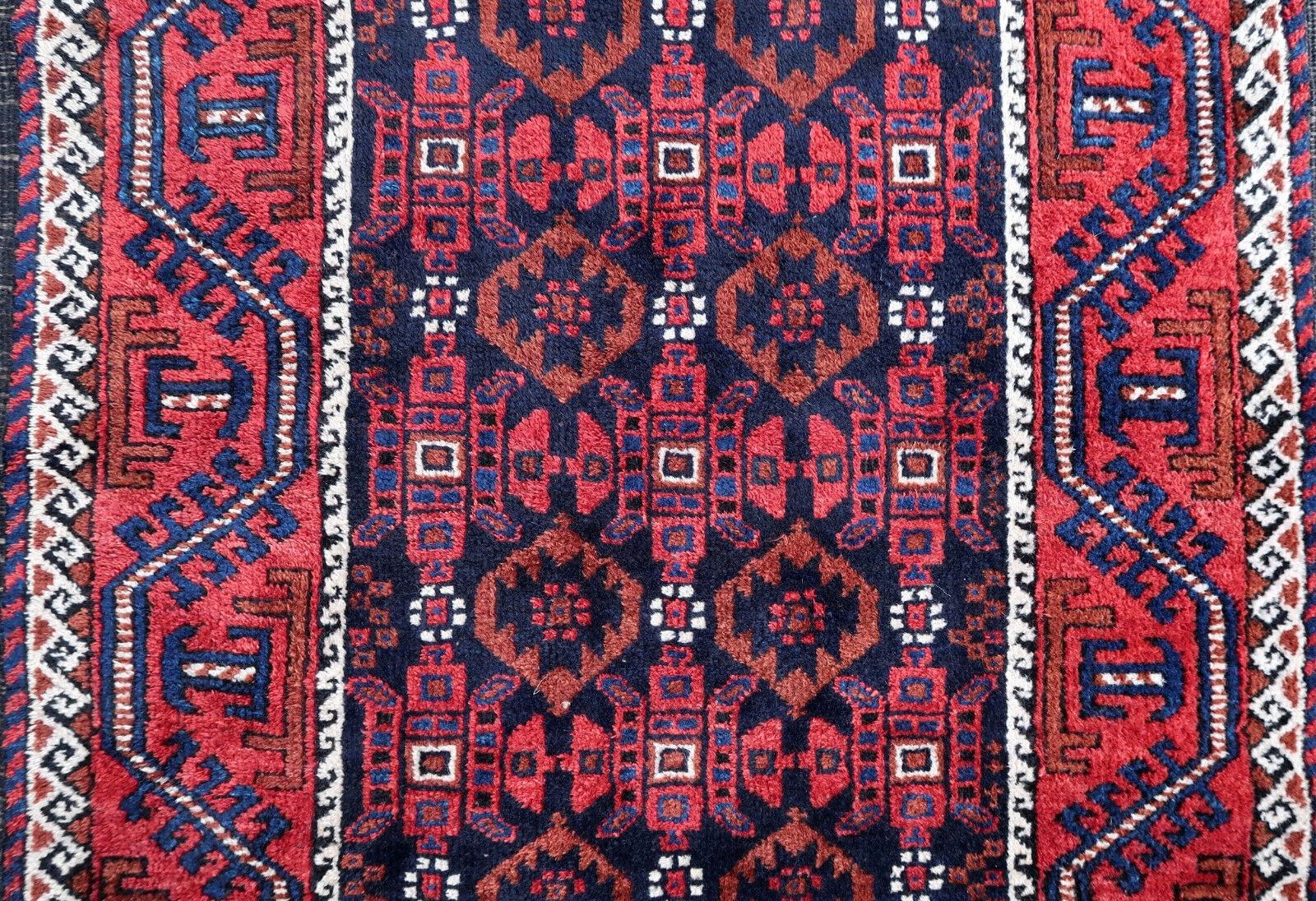 Handmade Antique Afghan Baluch Rug, 1940s, 1P91 In Good Condition For Sale In Bordeaux, FR