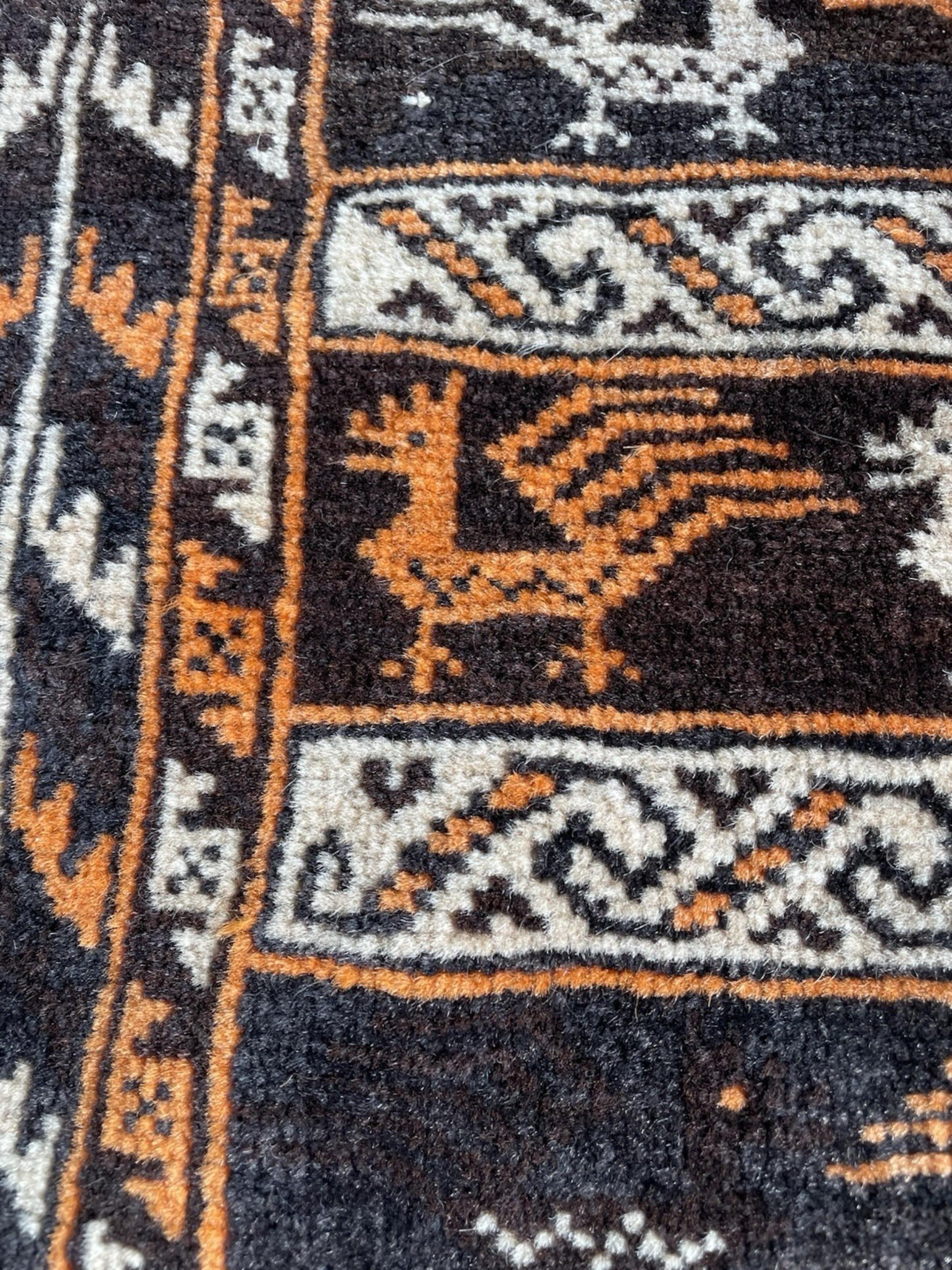 Tappeto antico afgano Baluch fatto a mano, anni '20, 2,7' x 4,1' - 1N107 in vendita 4