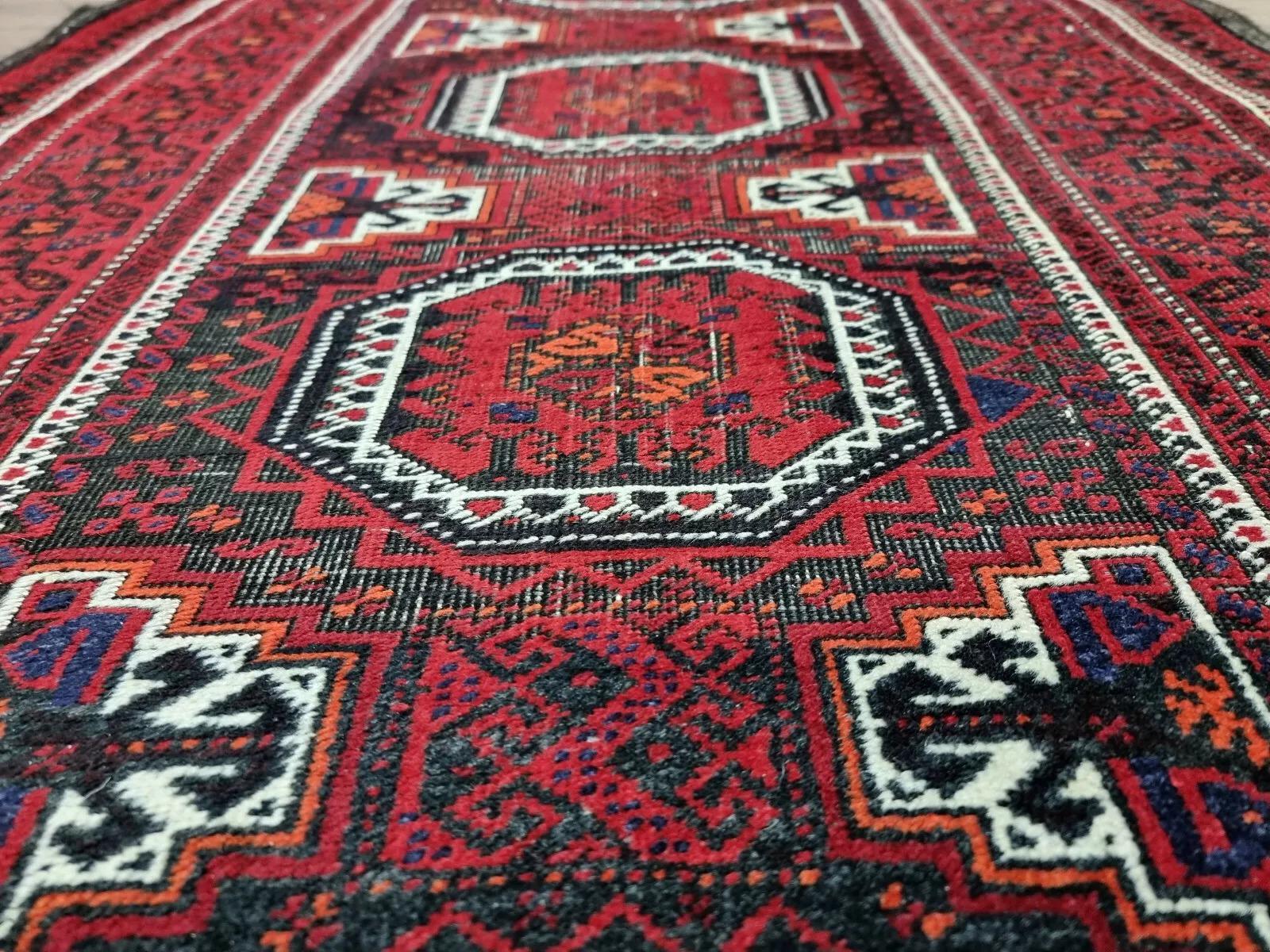 Mid-20th Century Handmade Antique Afghan Baluch Rug 2.9' x 5.4' 1930s - 1D197 For Sale