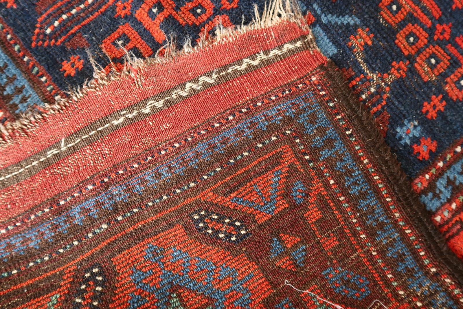 Tapis baluch afghan ancien fait à la main 3.1' x 7,1' 1880 - 1C1168 en vente 4