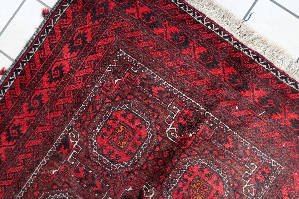 Noué à la main Tapis ancien Afghan Baluch fait main 3.4' x 6.9' 1930s - 1С1159 en vente